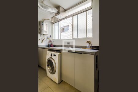 Apartamento à venda com 110m², 2 quartos e sem vaga Apartamento à venda com 110m², 2 quartos e sem vagaÁrea de serviço