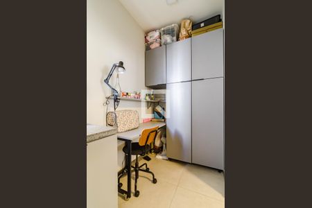 Apartamento à venda com 110m², 2 quartos e sem vaga Apartamento à venda com 110m², 2 quartos e sem vagaÁrea de serviço