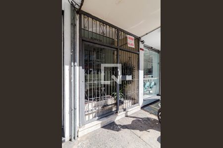 Apartamento à venda com 110m², 2 quartos e sem vaga Apartamento à venda com 110m², 2 quartos e sem vagaÁrea de serviço