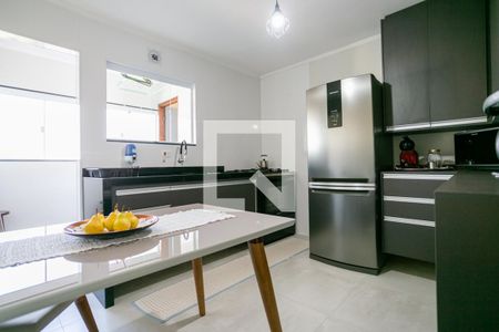 Apartamento à venda com 65m², 2 quartos e 1 vaga Apartamento à venda com 65m², 2 quartos e 1 vagaCozinha