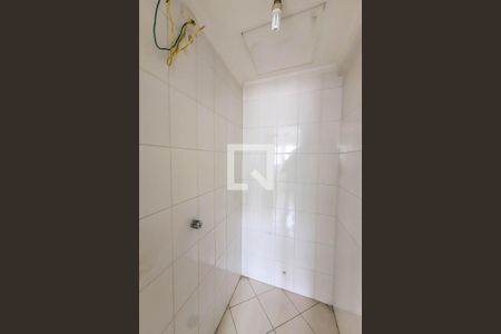 Apartamento à venda com 105m², 3 quartos e 2 vagas Apartamento à venda com 105m², 3 quartos e 2 vagasBanheiro de Serviço