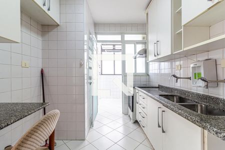 Apartamento para alugar com 70m², 2 quartos e 2 vagas Apartamento para alugar com 70m², 2 quartos e 2 vagasCozinha