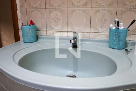 Casa à venda com 169m², 2 quartos e 2 vagasCasa 1 - Banheiro