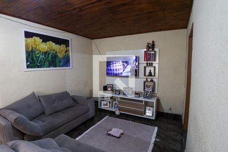 Casa à venda com 169m², 2 quartos e 2 vagasCasa 1 - Sala