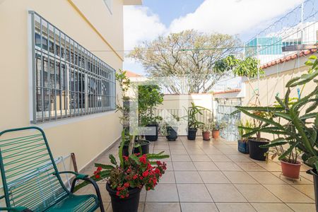 Casa à venda com 222m², 3 quartos e 3 vagasQuintal e Garagem