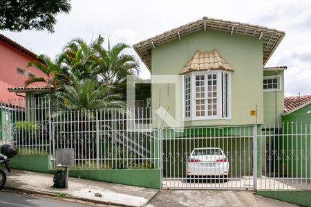 Fachada de casa à venda com 5 quartos, 360m² em Itapoã, Belo Horizonte