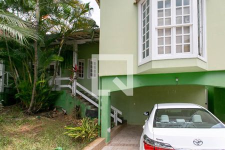 Garagem de casa à venda com 5 quartos, 360m² em Itapoã, Belo Horizonte