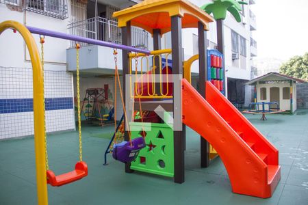 Apartamento à venda com 64m², 2 quartos e 1 vagaÁrea comum