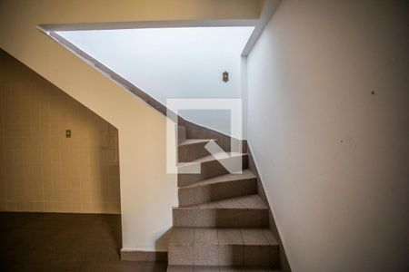 Casa à venda com 300m², 3 quartos e 2 vagasEscadas - Edicola