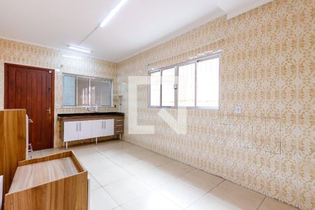 Casa à venda com 120m², 2 quartos e 2 vagas Casa à venda com 120m², 2 quartos e 2 vagasCozinha
