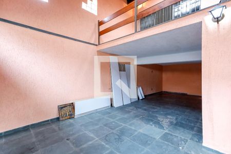 Casa à venda com 120m², 2 quartos e 2 vagas Casa à venda com 120m², 2 quartos e 2 vagasGaragem