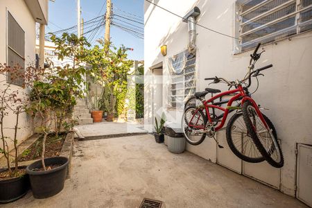 Casa para alugar com 188m², 3 quartos e 1 vaga Casa para alugar com 188m², 3 quartos e 1 vagaQuintal