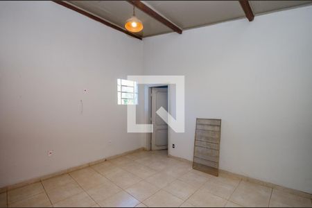 Casa de condomínio à venda com 700m², 4 quartos e 5 vagas Casa de condomínio à venda com 700m², 4 quartos e 5 vagasSala casa 2