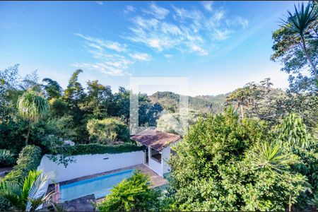 Casa de condomínio à venda com 700m², 4 quartos e 5 vagas Casa de condomínio à venda com 700m², 4 quartos e 5 vagasVaranda da Sala