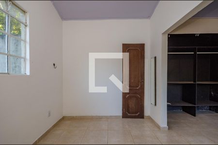 Casa de condomínio à venda com 700m², 4 quartos e 5 vagas Casa de condomínio à venda com 700m², 4 quartos e 5 vagasSuíte casa 2