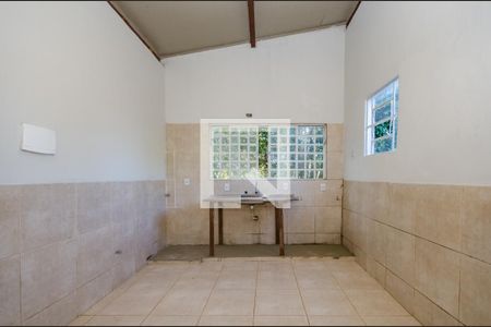 Casa de condomínio à venda com 700m², 4 quartos e 5 vagas Casa de condomínio à venda com 700m², 4 quartos e 5 vagasCozinha casa 2