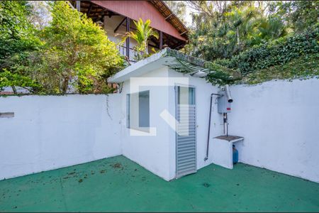 Casa de condomínio à venda com 700m², 4 quartos e 5 vagas Casa de condomínio à venda com 700m², 4 quartos e 5 vagasSaúna