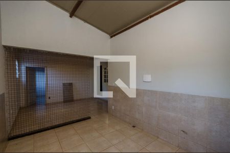 Casa de condomínio à venda com 700m², 4 quartos e 5 vagas Casa de condomínio à venda com 700m², 4 quartos e 5 vagasCozinha casa 2