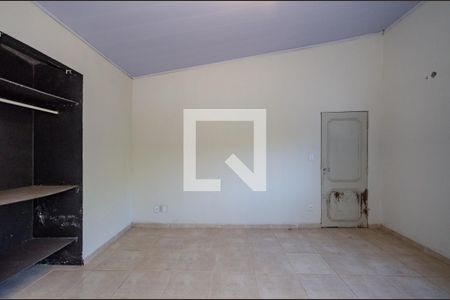 Casa de condomínio à venda com 700m², 4 quartos e 5 vagas Casa de condomínio à venda com 700m², 4 quartos e 5 vagasSuíte casa 2