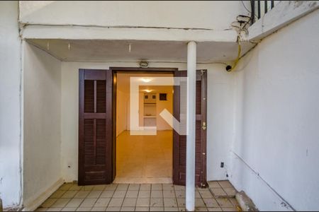 Casa de condomínio à venda com 700m², 4 quartos e 5 vagas Casa de condomínio à venda com 700m², 4 quartos e 5 vagasSuíte