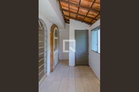 Casa de condomínio à venda com 700m², 4 quartos e 5 vagas Casa de condomínio à venda com 700m², 4 quartos e 5 vagasSuite