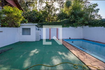 Casa de condomínio à venda com 700m², 4 quartos e 5 vagas Casa de condomínio à venda com 700m², 4 quartos e 5 vagasPiscina