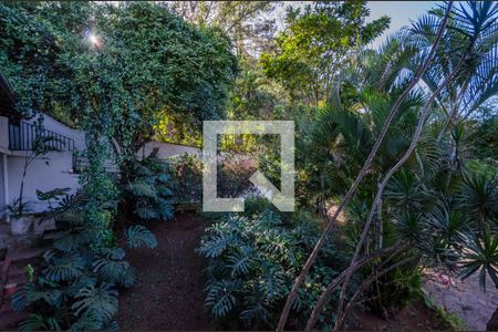 Casa de condomínio à venda com 700m², 4 quartos e 5 vagas Casa de condomínio à venda com 700m², 4 quartos e 5 vagasVaranda da Sala