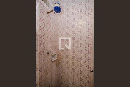 Casa de condomínio à venda com 700m², 4 quartos e 5 vagas Casa de condomínio à venda com 700m², 4 quartos e 5 vagasBanheiro de Serviço