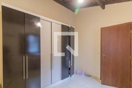 Casa à venda com 293m², 3 quartos e 2 vagasQuarto 4