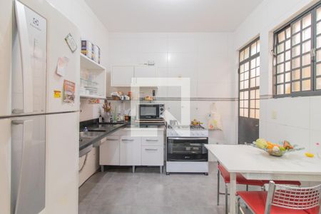 Casa à venda com 293m², 3 quartos e 2 vagasCozinha