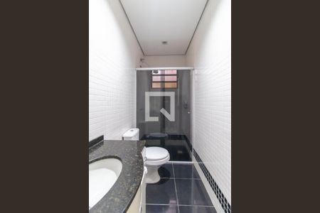 Casa à venda com 293m², 3 quartos e 2 vagasBanheiro Corredor