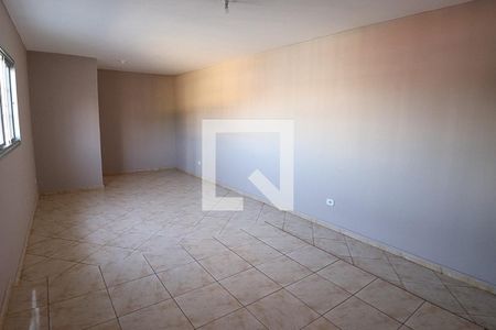 Casa para alugar com 140m², 3 quartos e 2 vagas Casa para alugar com 140m², 3 quartos e 2 vagasSuíte 2