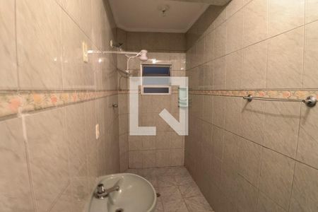 Casa para alugar com 140m², 3 quartos e 2 vagas Casa para alugar com 140m², 3 quartos e 2 vagasBanheiro social
