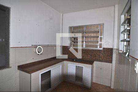 Casa à venda com 206m², 5 quartos e 1 vagaCozinha