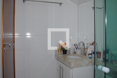 Casa de condomínio para alugar com 100m², 2 quartos e 2 vagas Casa de condomínio para alugar com 100m², 2 quartos e 2 vagasBanheiro da Suíte 1