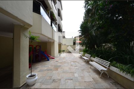 Apartamento para alugar com 200m², 2 quartos e 3 vagasÁrea Externa