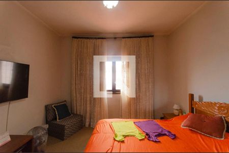 Casa à venda com 200m², 3 quartos e 2 vagas Casa à venda com 200m², 3 quartos e 2 vagasQuarto 3