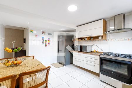 Casa à venda com 330m², 3 quartos e 3 vagasCozinha