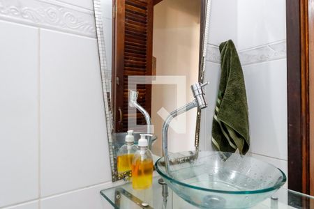 Casa à venda com 330m², 3 quartos e 3 vagasBanheiro