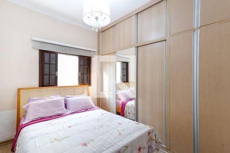 Casa à venda com 330m², 3 quartos e 3 vagasSuíte