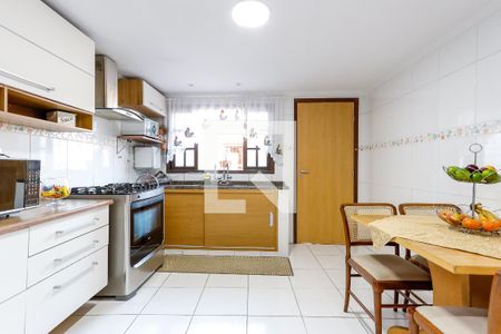 Casa à venda com 330m², 3 quartos e 3 vagasCozinha