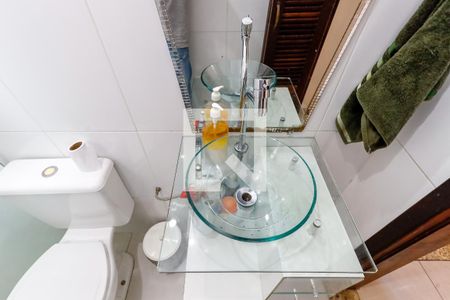 Casa à venda com 330m², 3 quartos e 3 vagasBanheiro