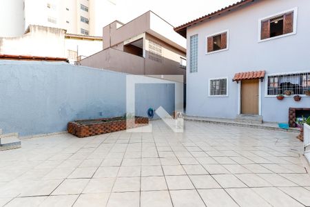 Casa à venda com 330m², 3 quartos e 3 vagasQuintal