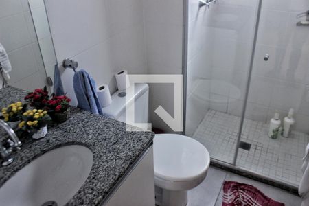Apartamento à venda com 80m², 3 quartos e 1 vaga Apartamento à venda com 80m², 3 quartos e 1 vagaBanheiro Corredor
