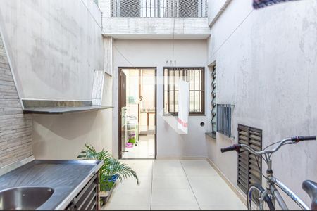 Casa à venda com 145m², 3 quartos e 2 vagasQuintal