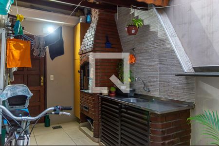 Casa à venda com 145m², 3 quartos e 2 vagasChurrasqueira