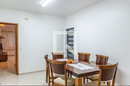 Casa à venda com 145m², 3 quartos e 2 vagasCozinha