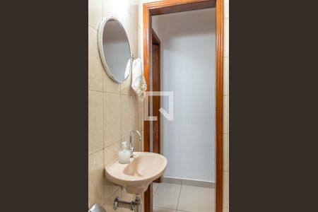 Casa à venda com 145m², 3 quartos e 2 vagasLavabo