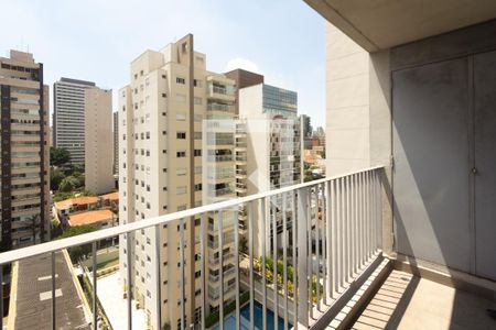 Studio à venda com 35m², 1 quarto e 1 vaga Studio à venda com 35m², 1 quarto e 1 vagaVaranda