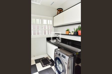 Casa à venda com 180m², 2 quartos e 4 vagasÁrea de Serviço